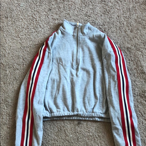 Women’s sweater - Picture 1 of 1